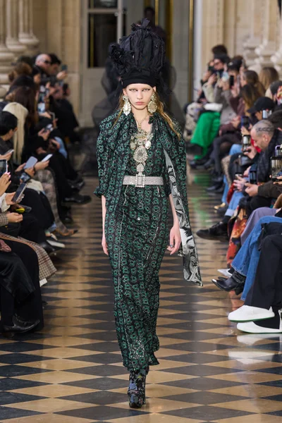 Look 59